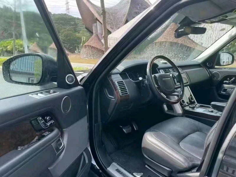 深圳23年路虎揽胜行政6