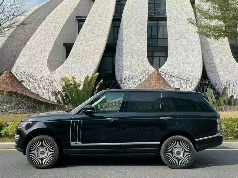 深圳23年路虎揽胜行政8