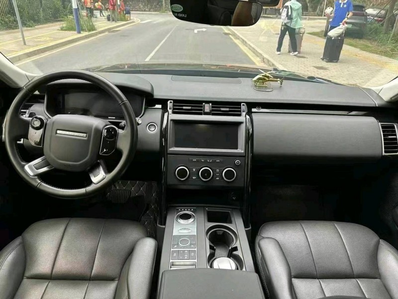 广州20年路虎发现5