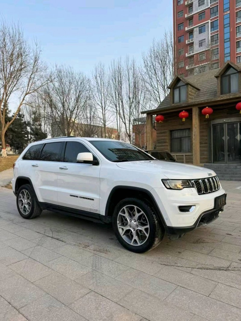 邢台22年Jeep大切诺基3