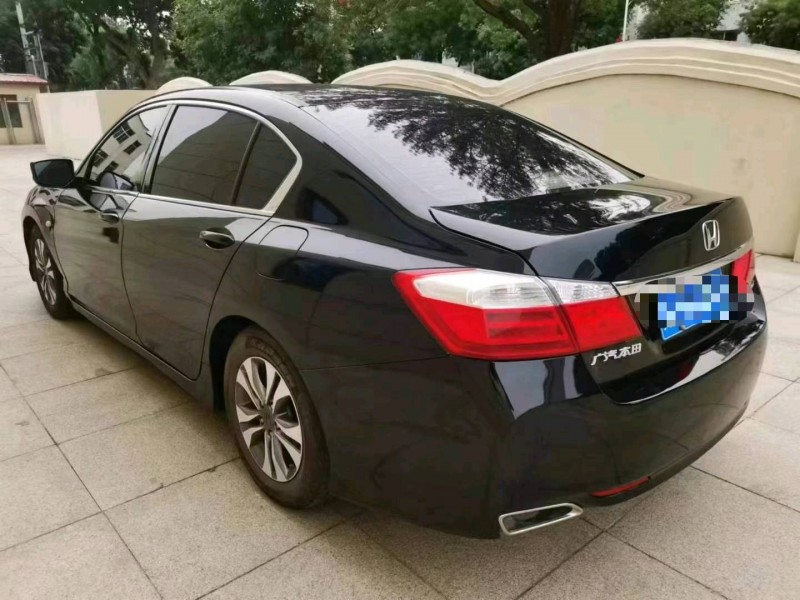 保定15年本田雅阁5