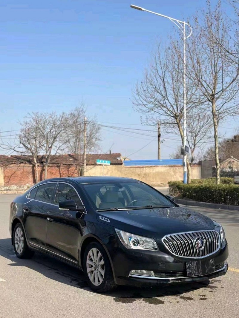 重庆15年别克君越3