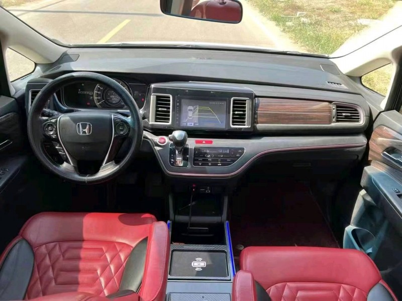 邢台18年本田艾力绅2