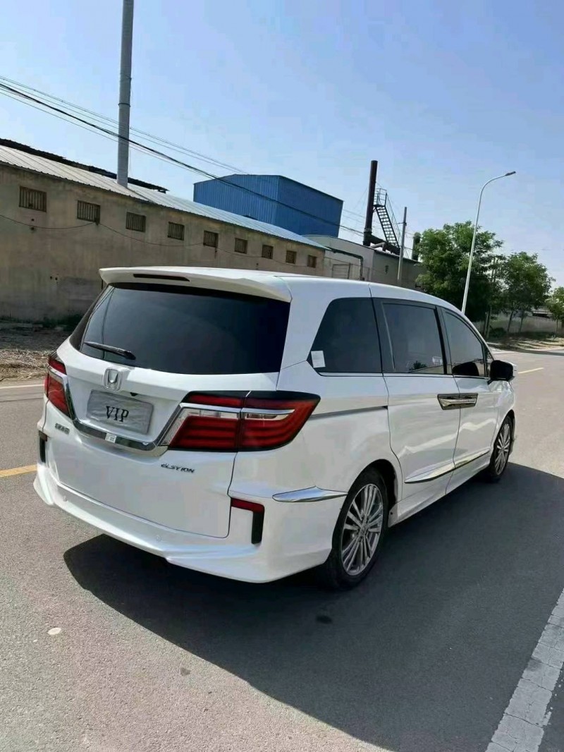 邢台18年本田艾力绅8