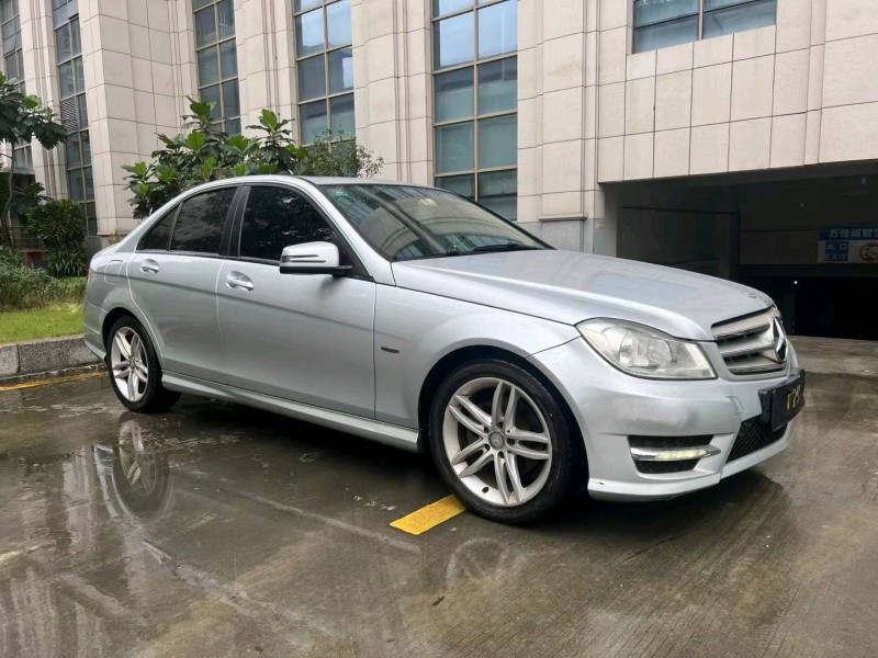 广州14年奔驰C8