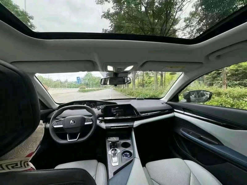 佛山23年长安汽车UNI-V7