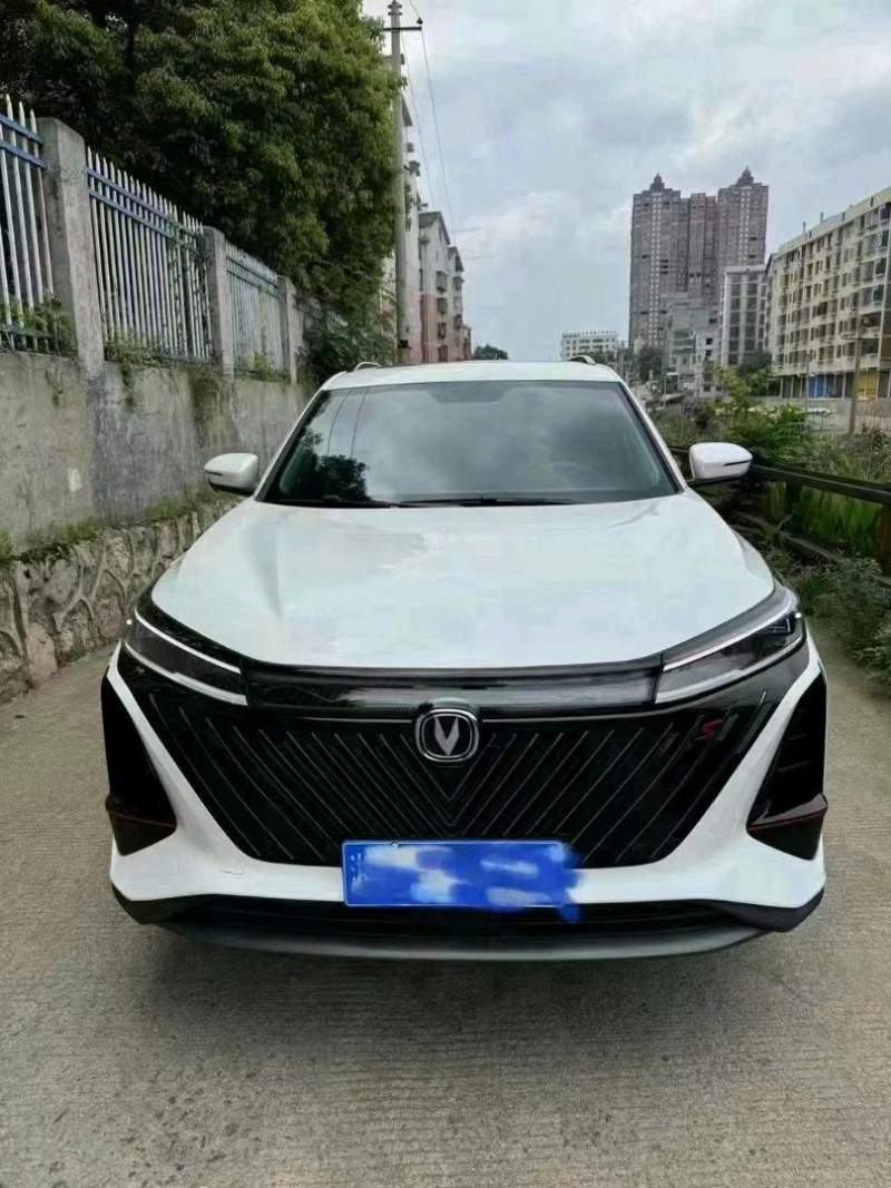 汕头24年长安汽车CS751