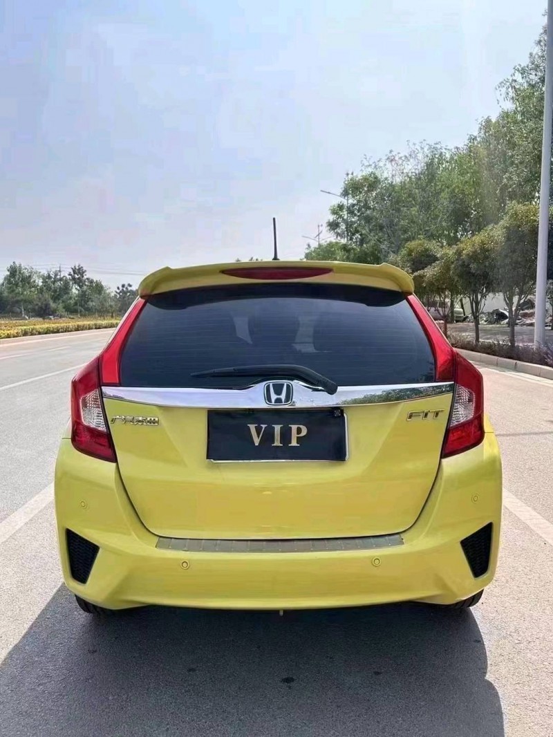 东营16年本田飞度6