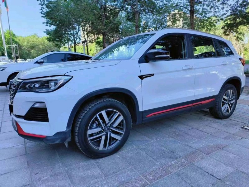 保定24年长安汽车CS753