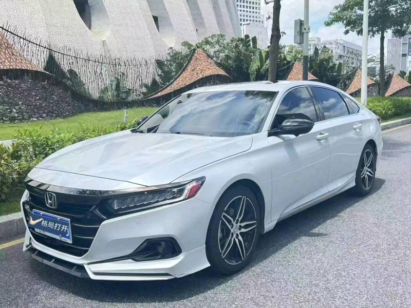 汕头23年本田雅阁2