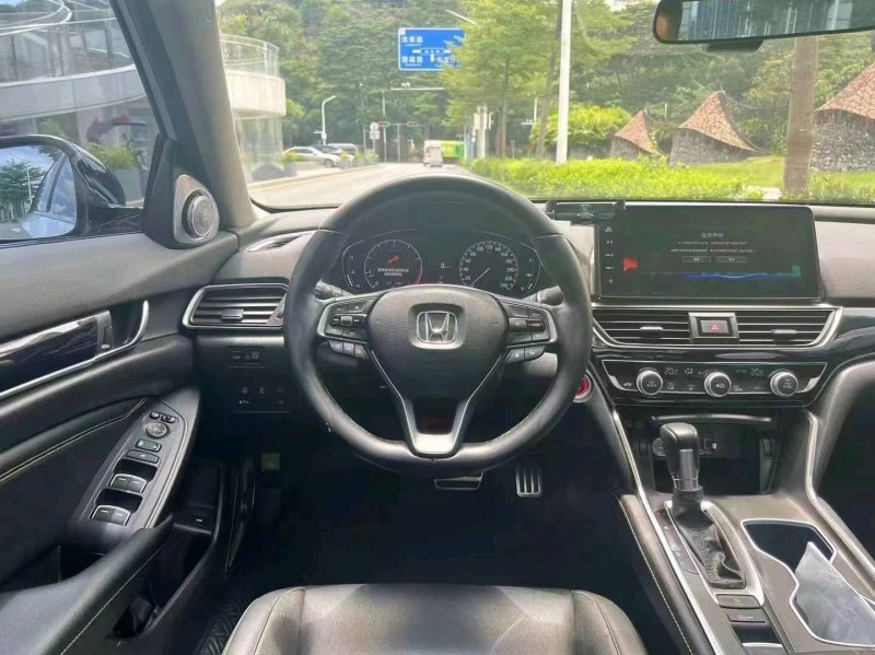 汕头23年本田雅阁3