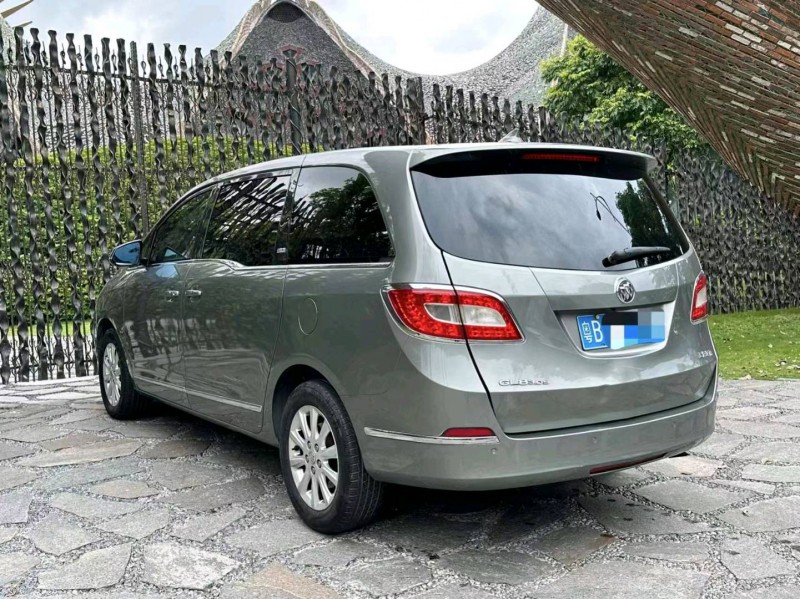 汕头11年别克GL84