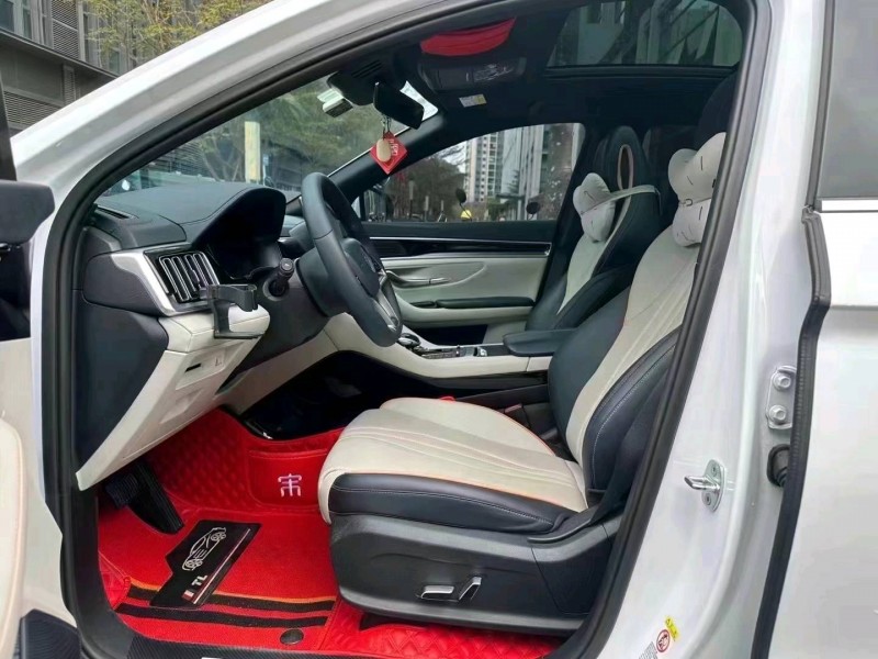 佛山22年比亚迪宋8