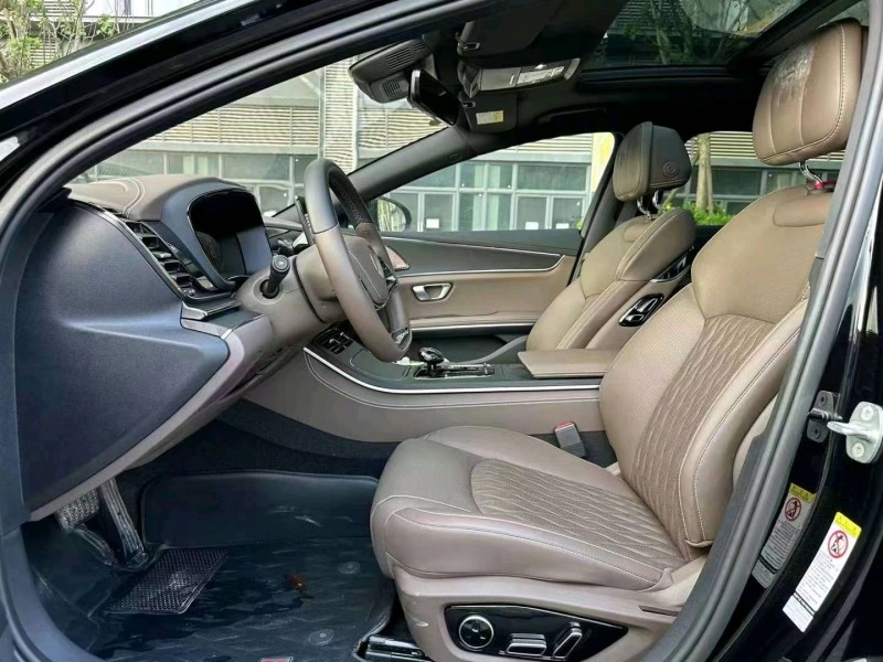 汕头21年比亚迪汉DM8