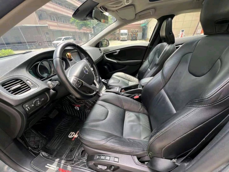 佛山13年沃尔沃V407