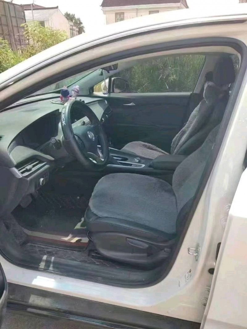 苏州23年别克velite68