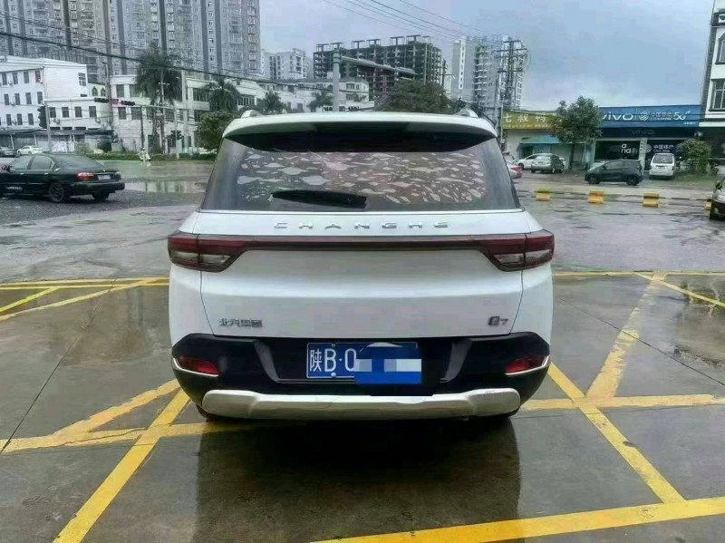 汕头18年昌河Q75