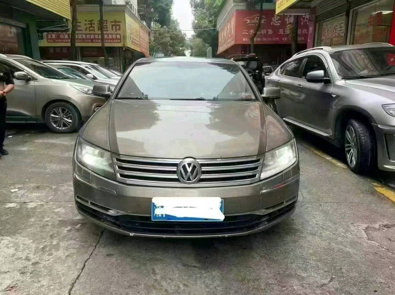 汕头13年大众辉腾1