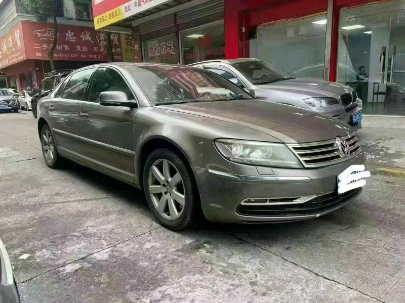 汕头13年大众辉腾2