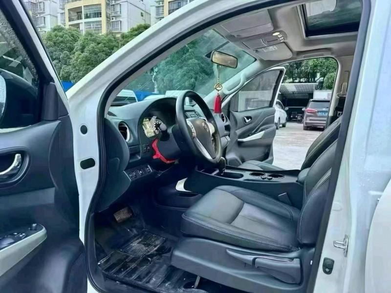 佛山23年日产途达4