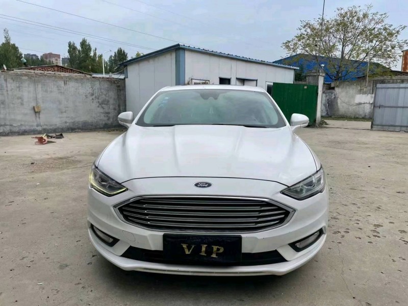 济宁17年福特蒙迪欧1