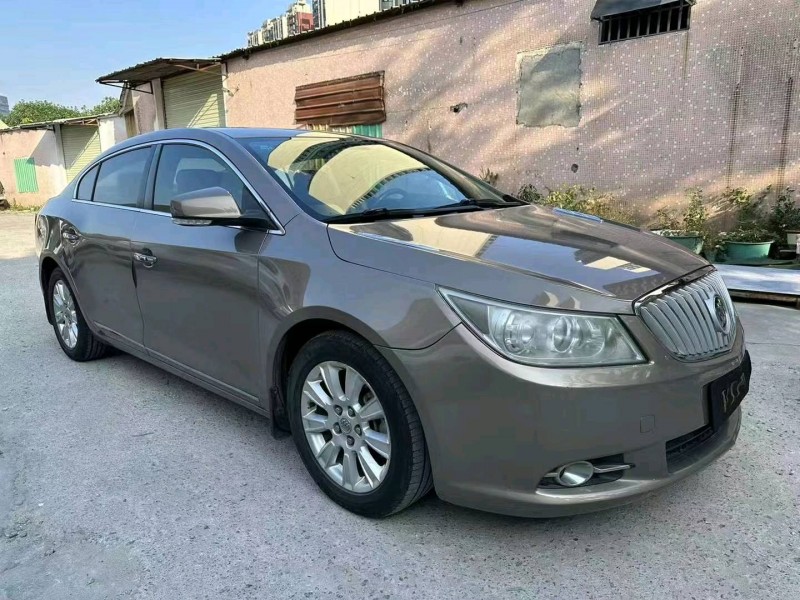 东莞13年别克君越3