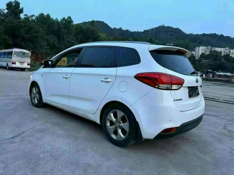 枣庄14年起亚佳乐5