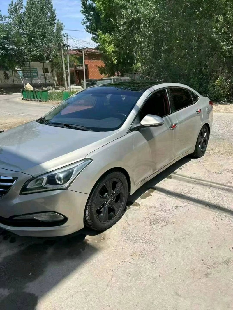 保定15年现代名图3