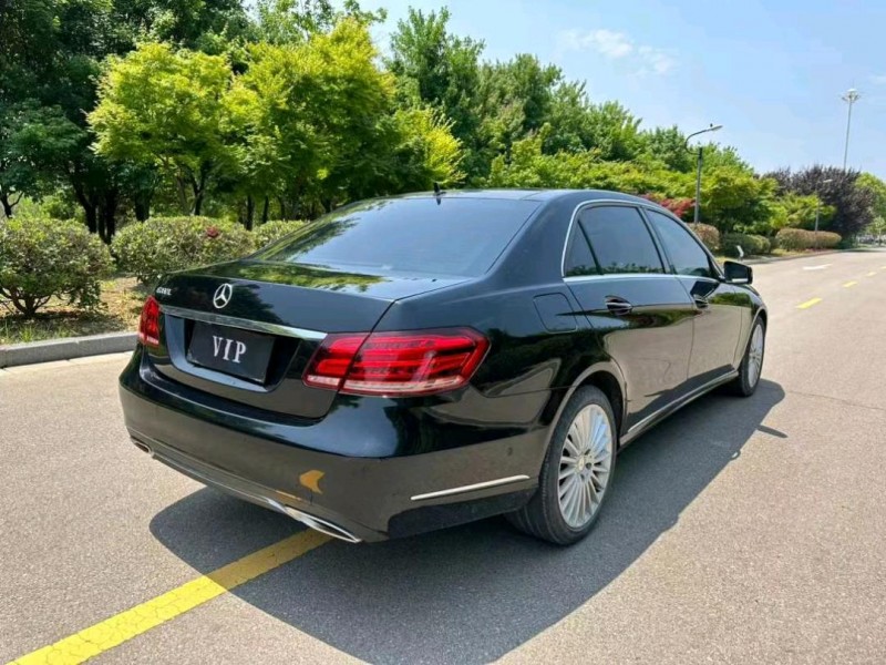 盐城15年奔驰E8