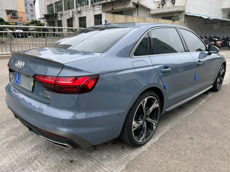 中山22年奥迪A4L5
