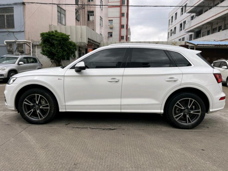 中山20年奥迪Q52