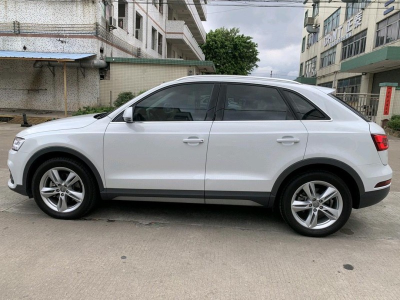 中山18年奥迪Q34