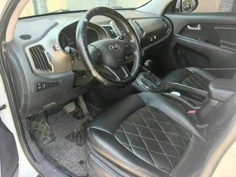 保定16年起亚智跑7