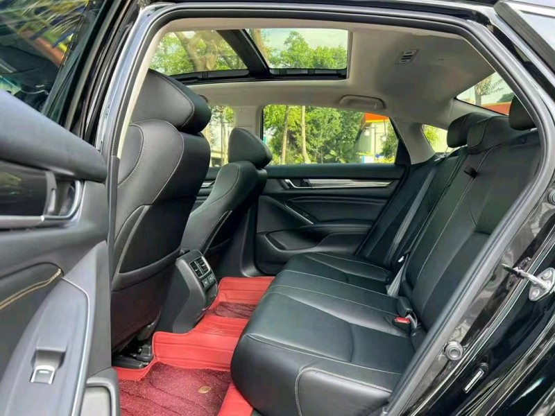 东莞23年本田雅阁5