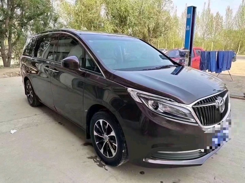 济南17年别克GL82