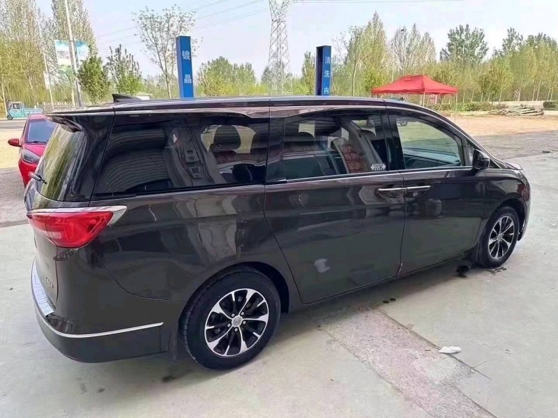 济南17年别克GL87