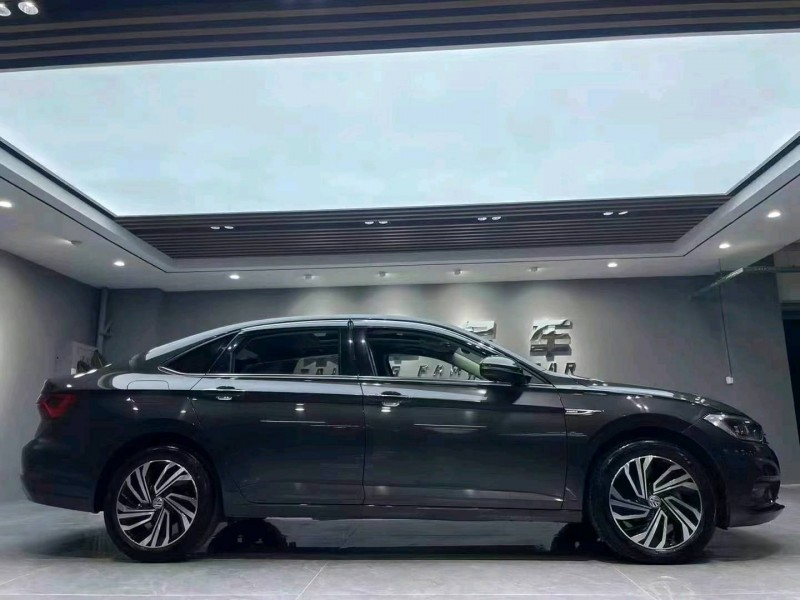 成都21年大众速腾7