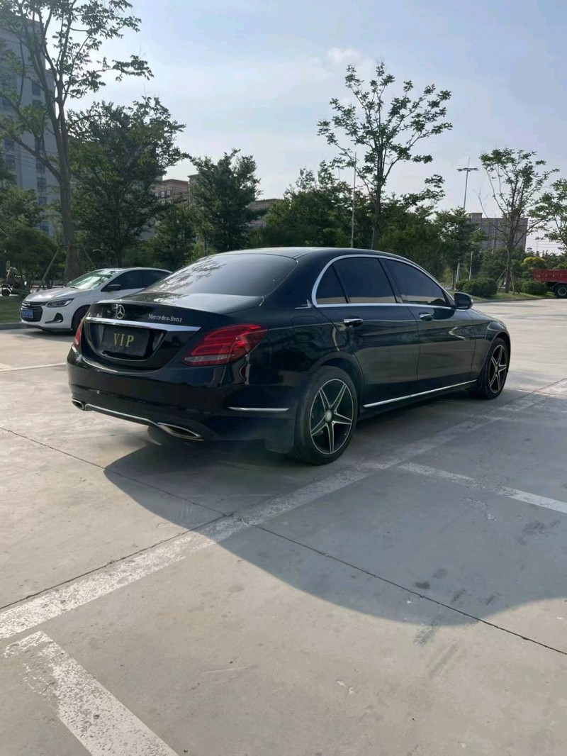 徐州17年奔驰C4