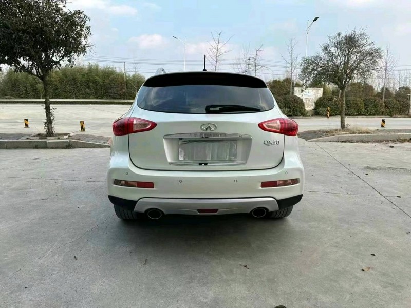 徐州17年英菲尼迪QX503