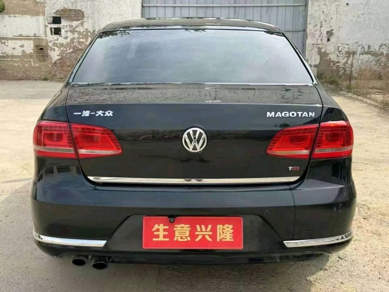 南陽14年大眾邁騰5