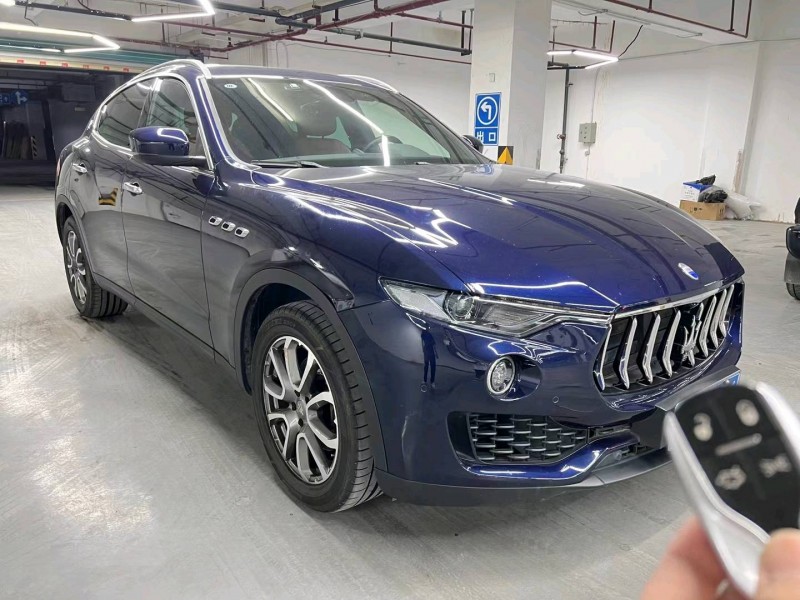 佛山17年玛莎拉蒂Levante3