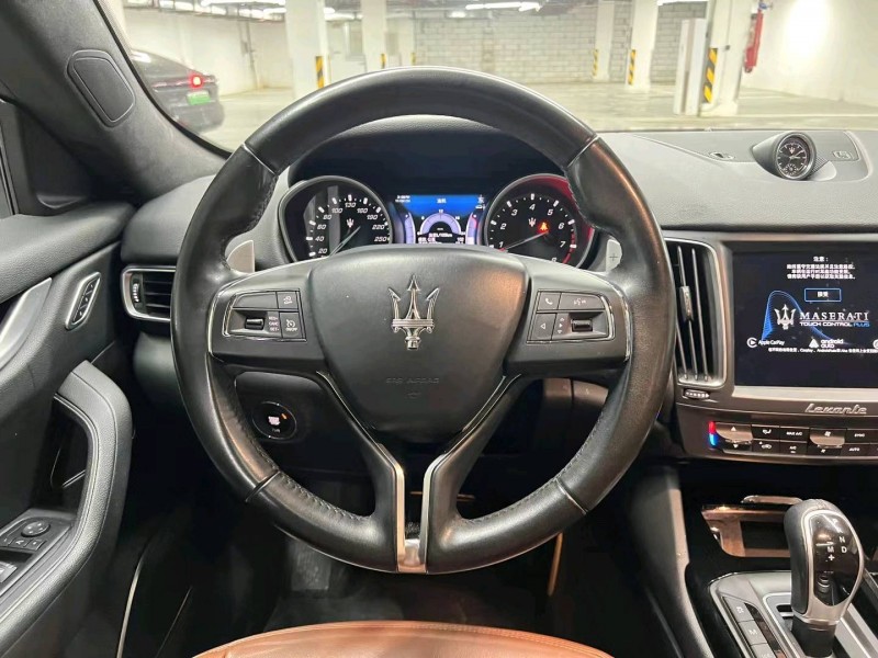 佛山17年玛莎拉蒂Levante6