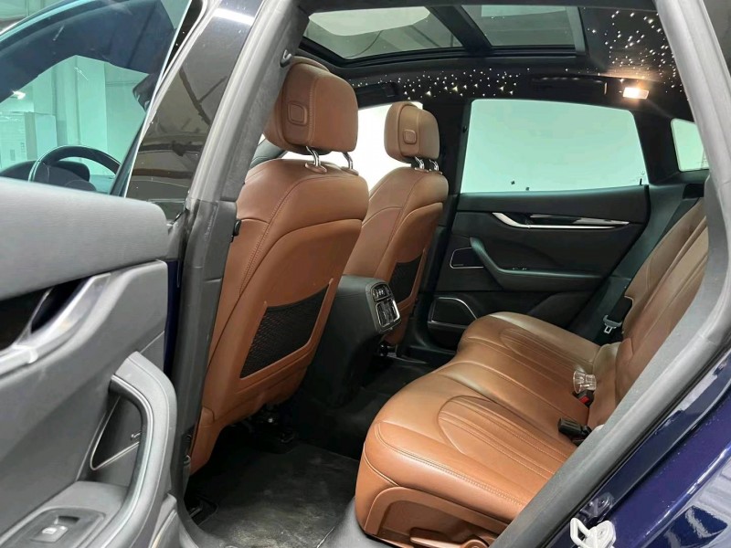 佛山17年玛莎拉蒂Levante7