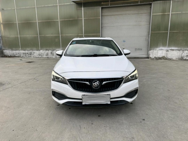 徐州18年别克威朗1