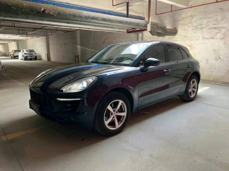 枣庄15年保时捷Macan2