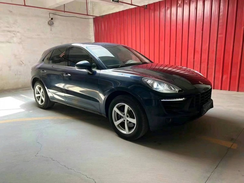 枣庄15年保时捷Macan3