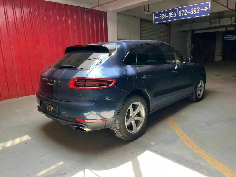 枣庄15年保时捷Macan4