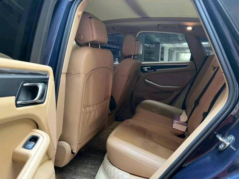 枣庄15年保时捷Macan6