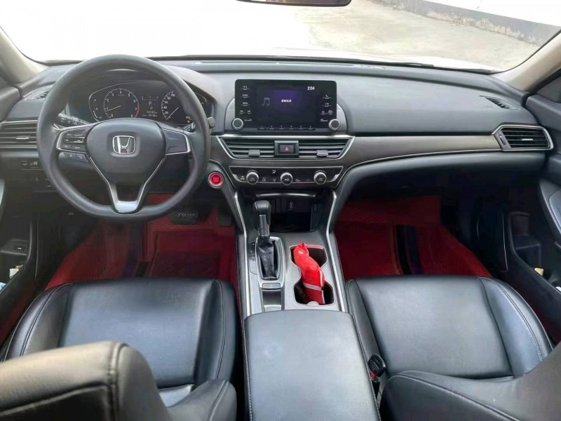 郑州18年本田雅阁4