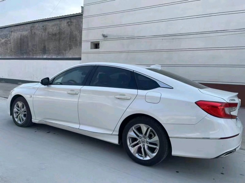 郑州18年本田雅阁7